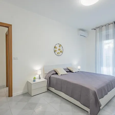 Apartman Bijoux In The Centre Of By Wonderful Italy *